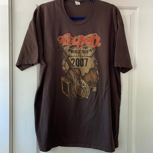 Other - Aerosmith mens brown world tour tee